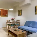 Dictamus Apartment