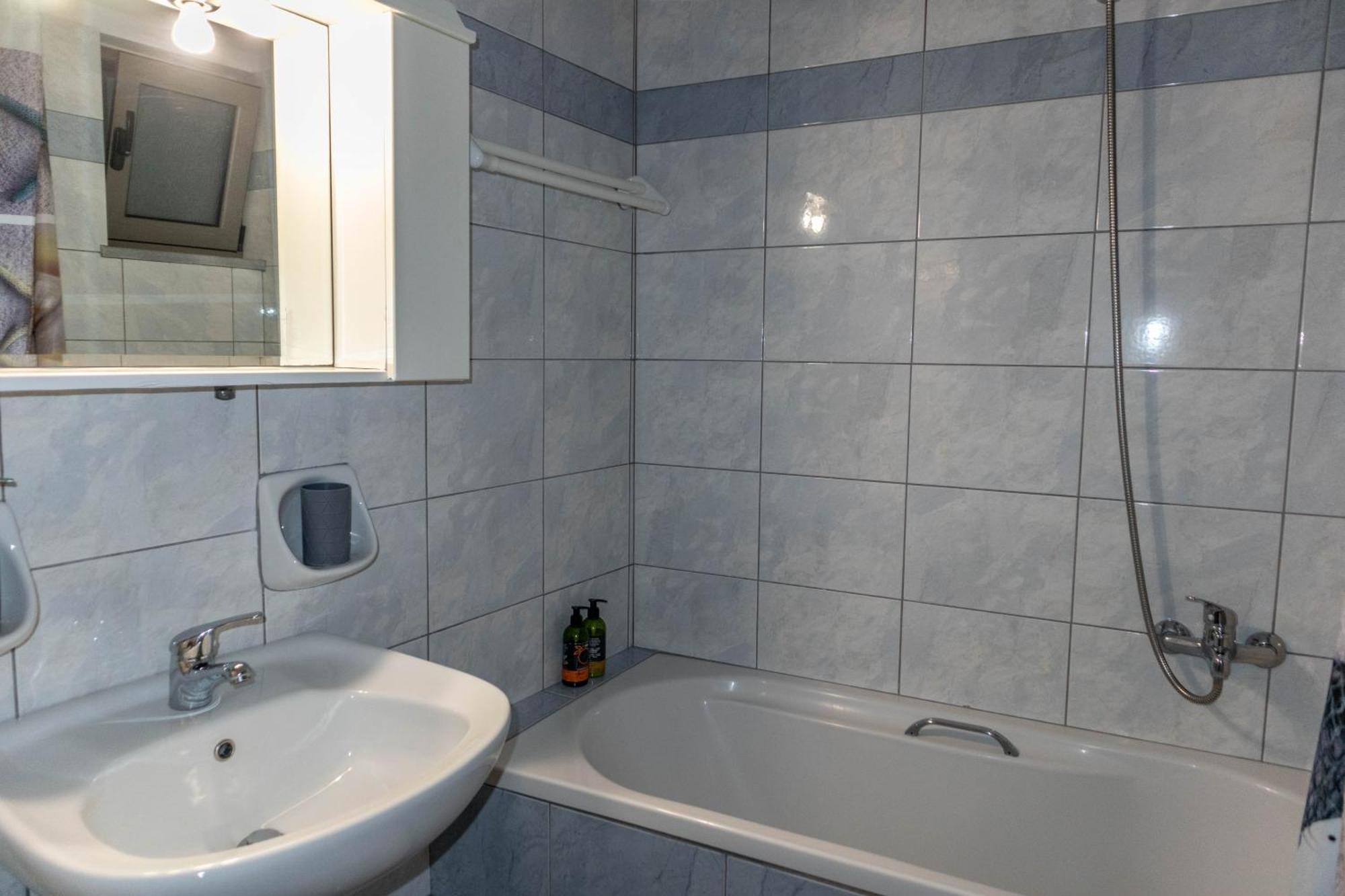 Apartment Dictamus *